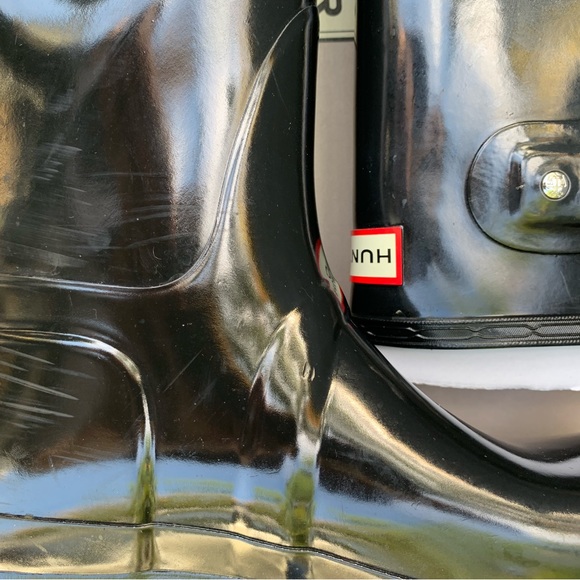 Hunter Original Tall Gloss Black Rain Boots (Size8/39) & Black Knee High Socks - Picture 14 of 16